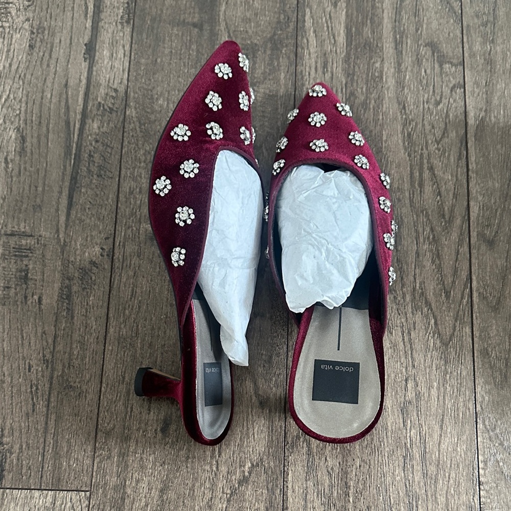 Dolce Vita Clara Bordeaux Velvet Bedazzled Kitten Heels Size 10 LIKE NEW!